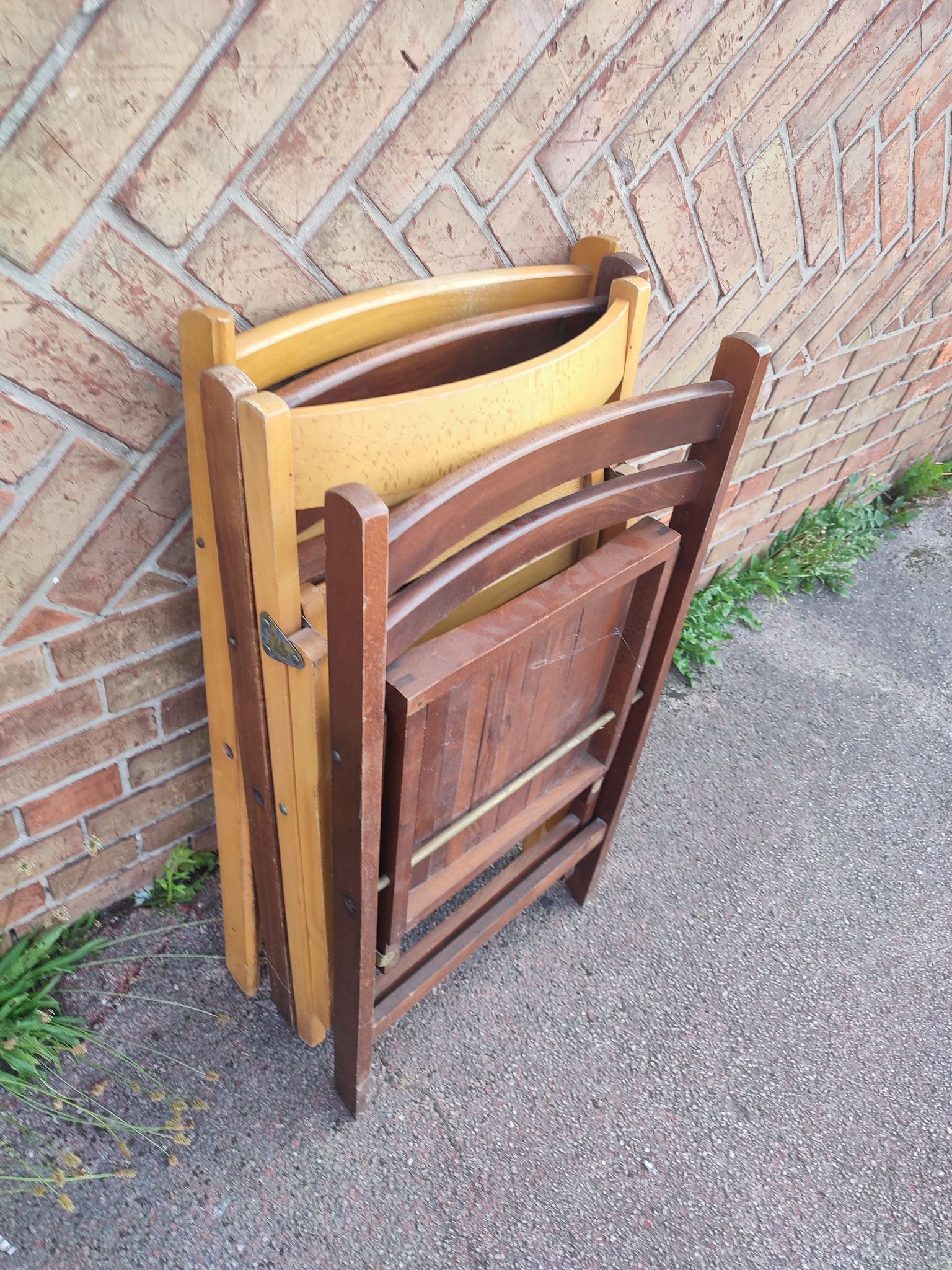 4 folding chairs in vintage teak wood