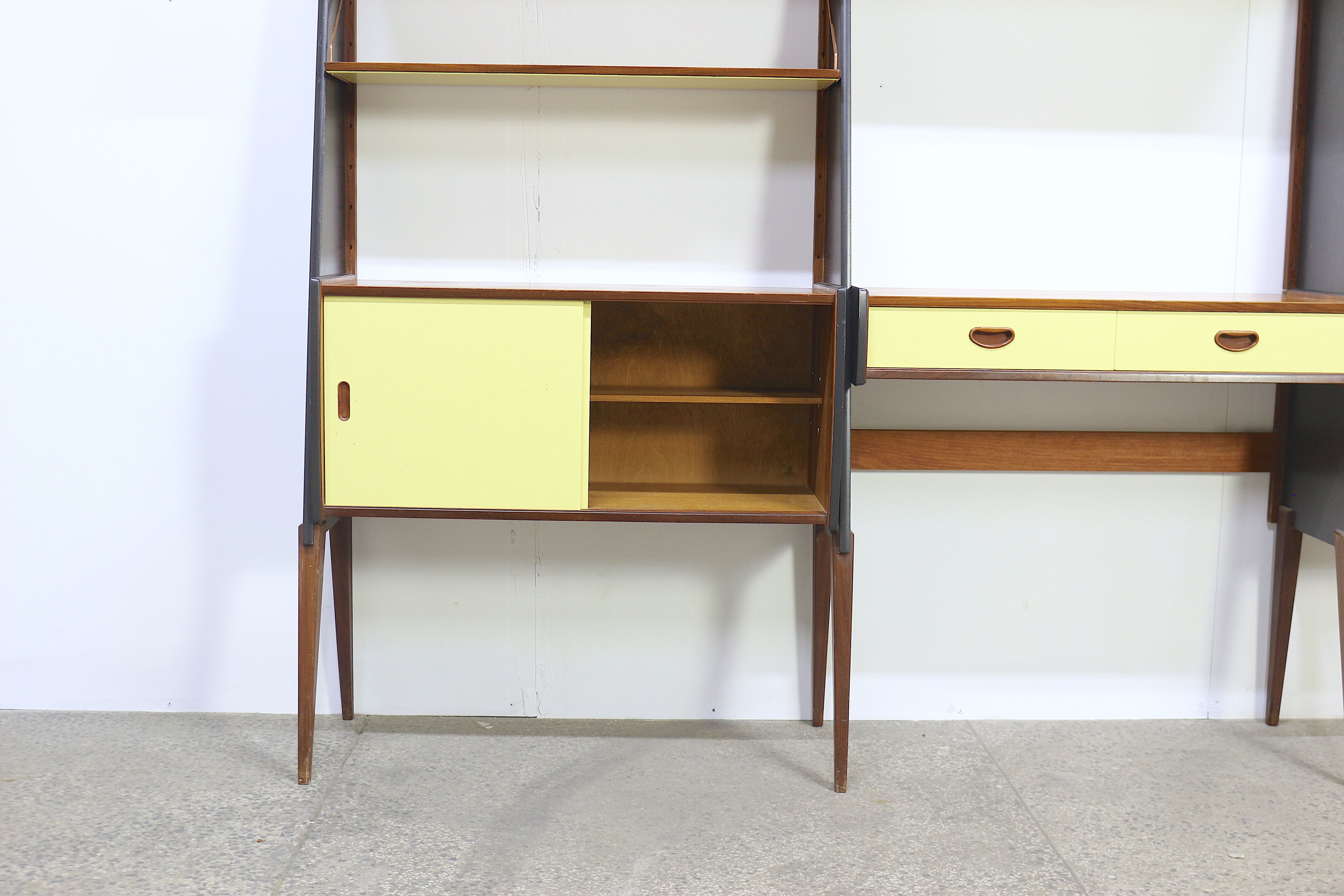 Norwegian free standing shelf, 1960's