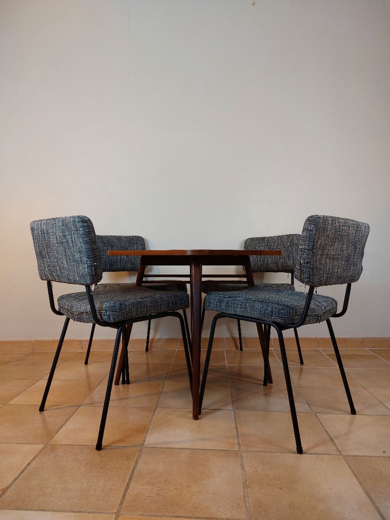 Set of 4 design chairs André Simard, Edition Airborne, French Modernism 1960s