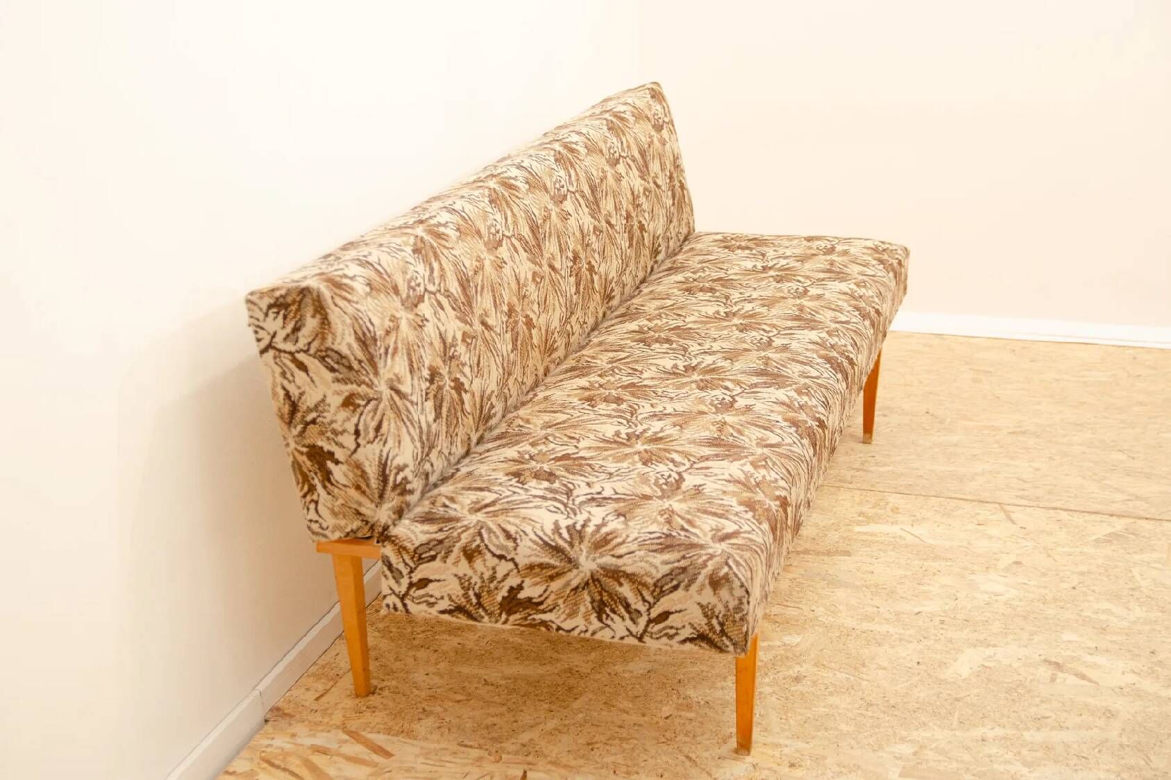 Mid-century sofa by Miroslav Navrátil, lounge seating, 1960s