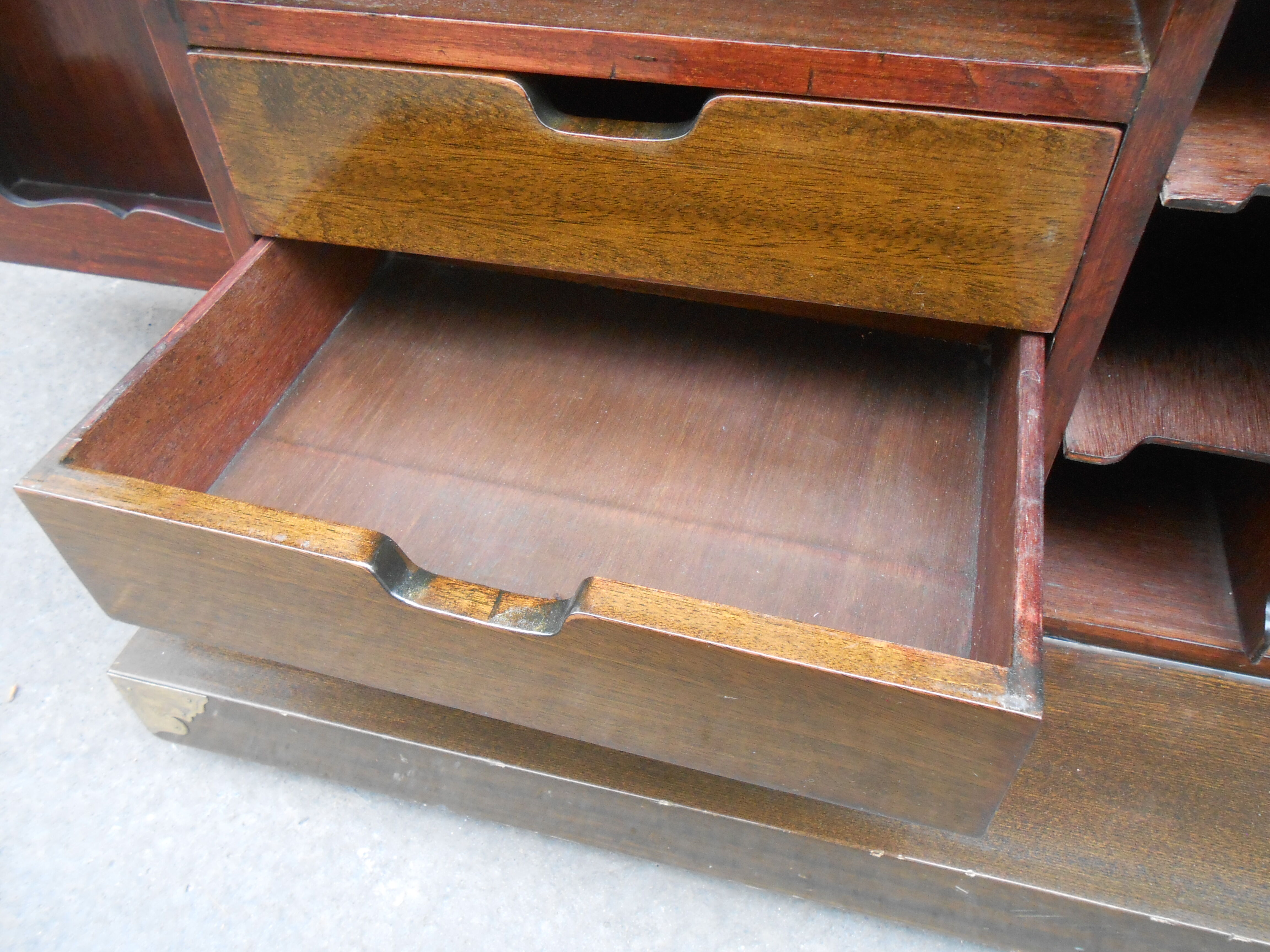 Chinese bar furniture
