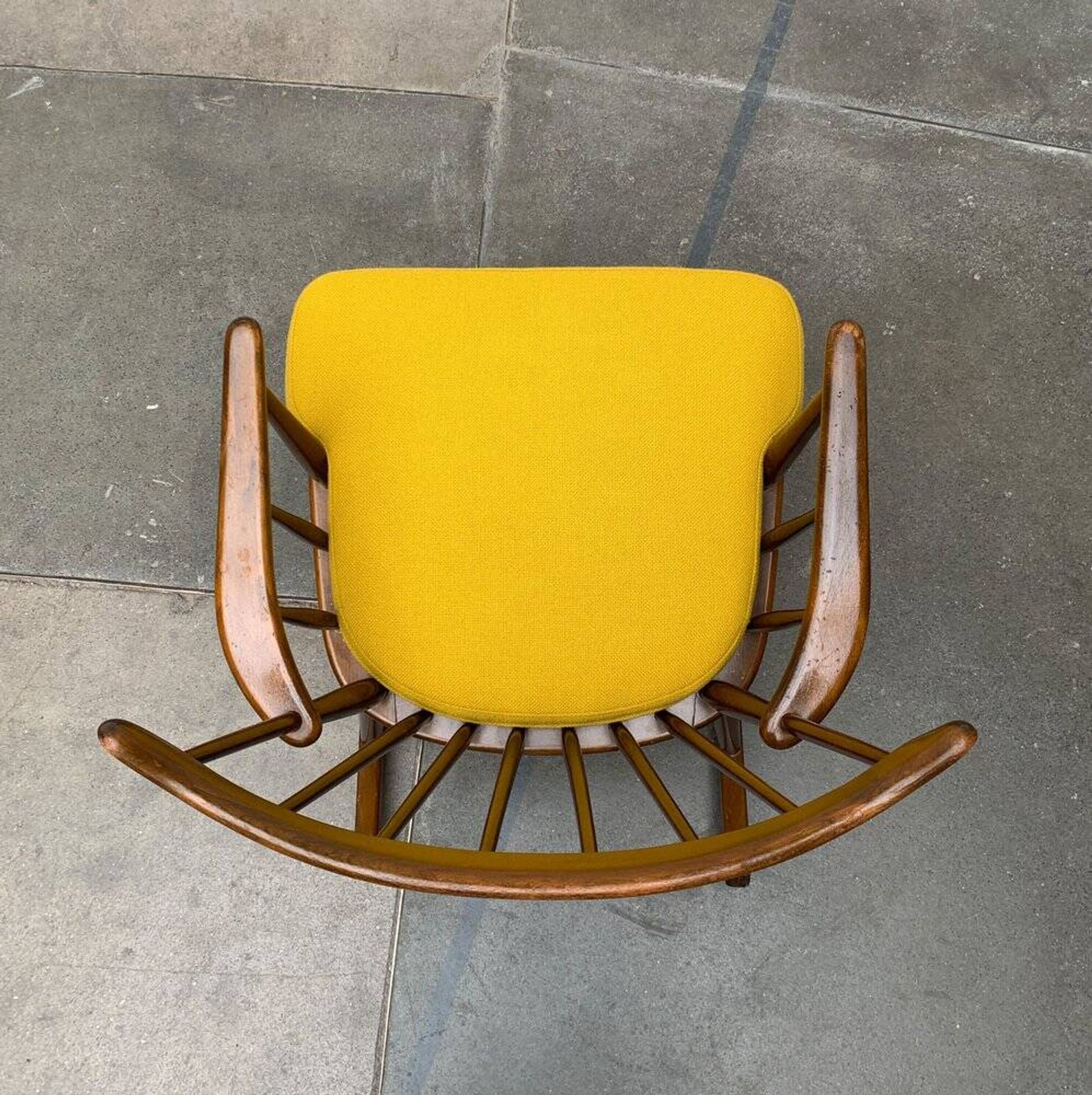 Mid-century rocking chair with new Kvadrat cushion by Børge Mogensen for FDB Møbler, 1960s.