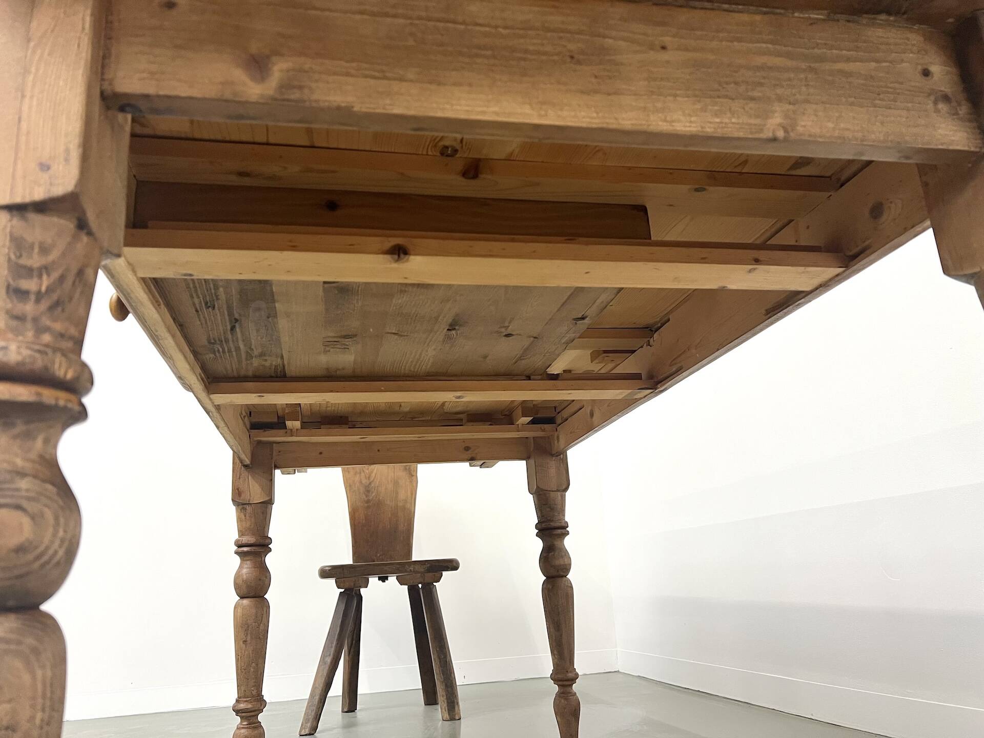 70s pine farmhouse table