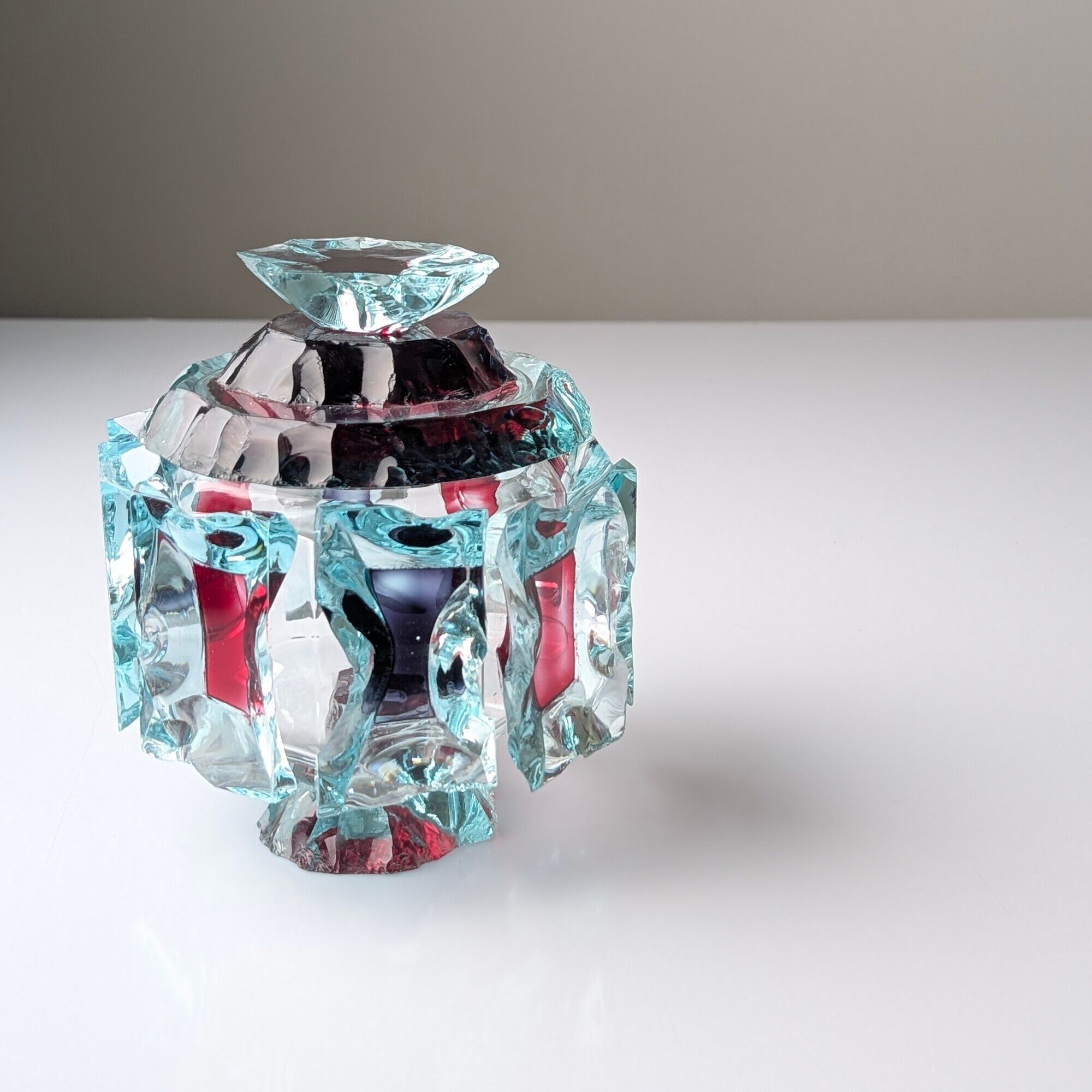 Brutalist cut glass candy box with lid and coloured inserts, 1970s