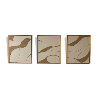 Beige and taupe linen relief design table.