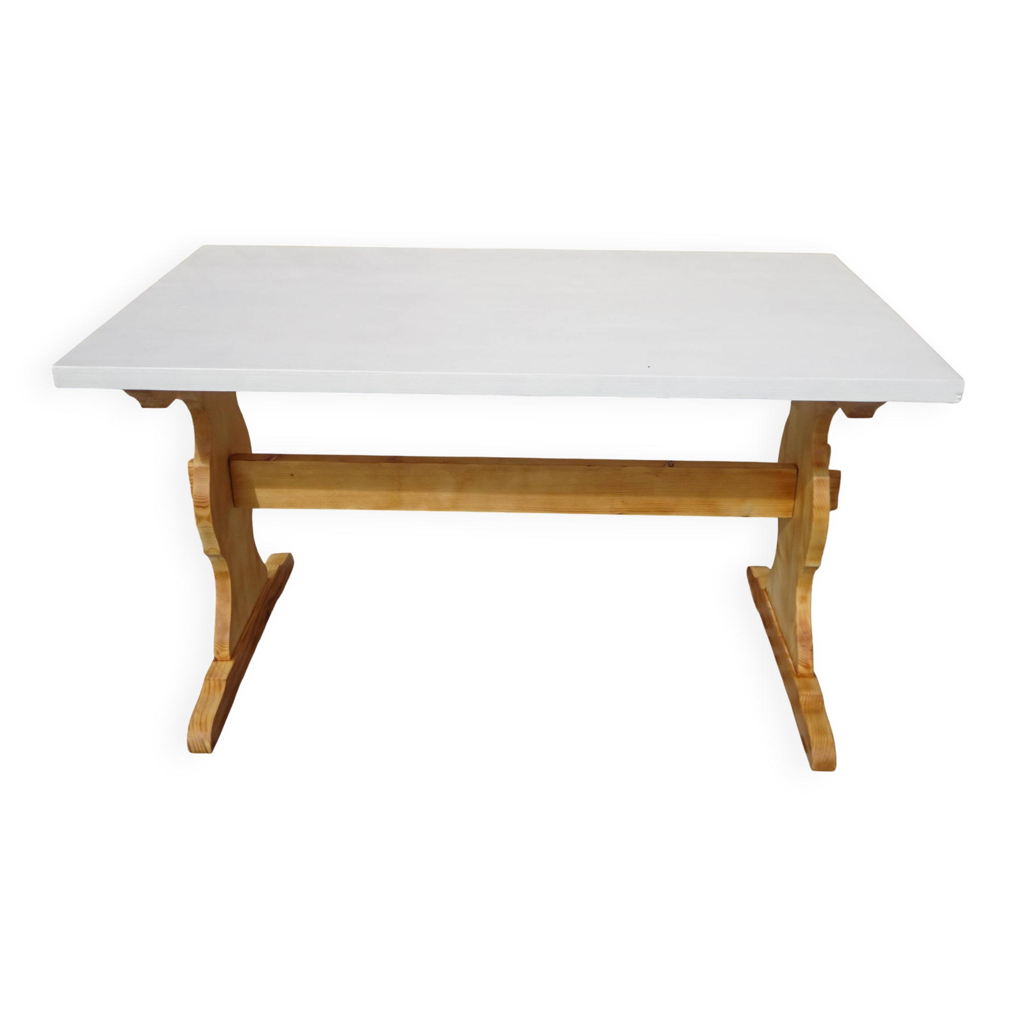 Table made entirely of solid pine, white top.
