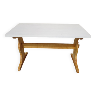 Table made entirely of solid pine, white top.