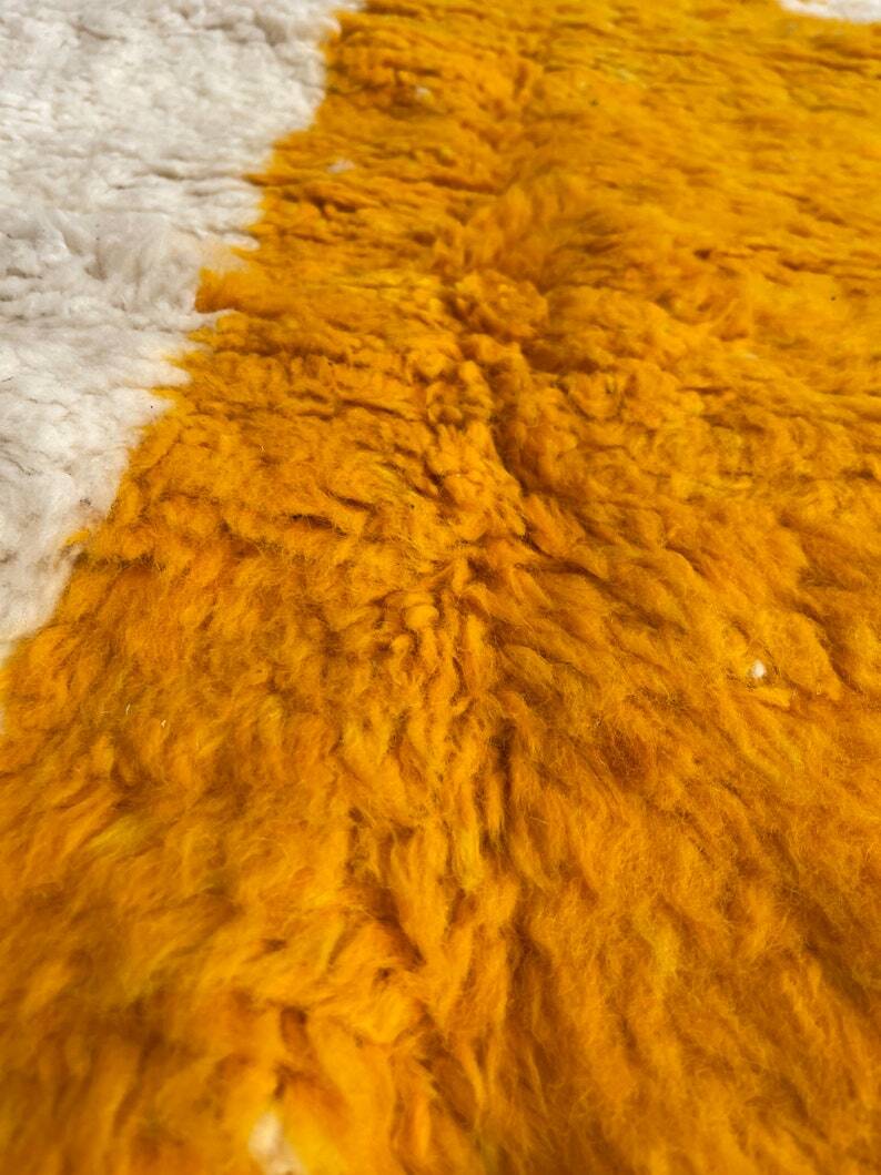 Orange Beni Ouarain rug decorated in natural wool, size 240cm×150cm