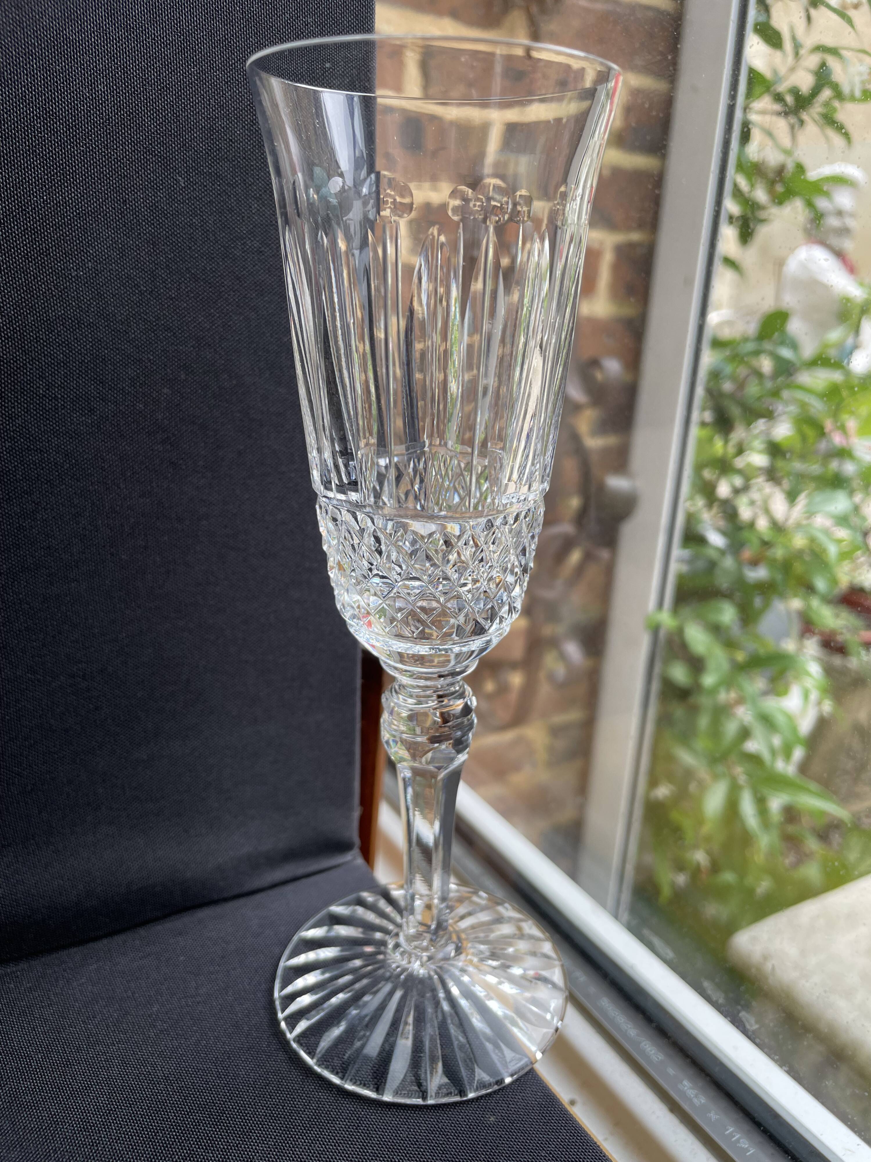 4 Champagne Flutes – Mouth-blown and hand-cut crystal