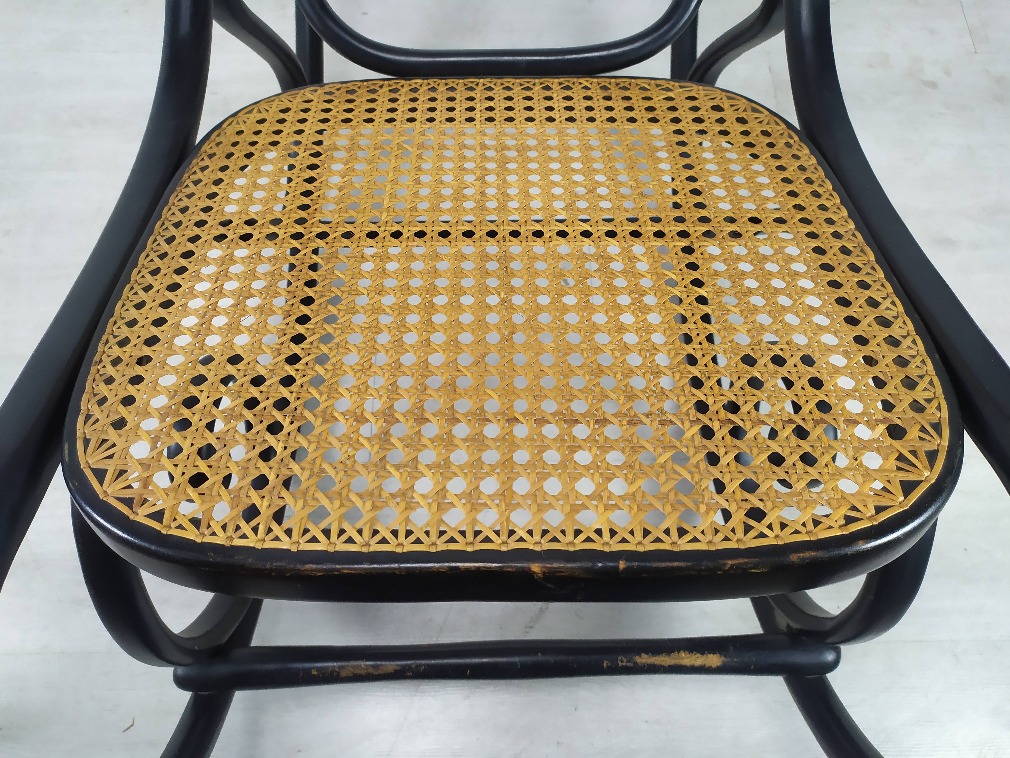 Rocking-chair curved wood