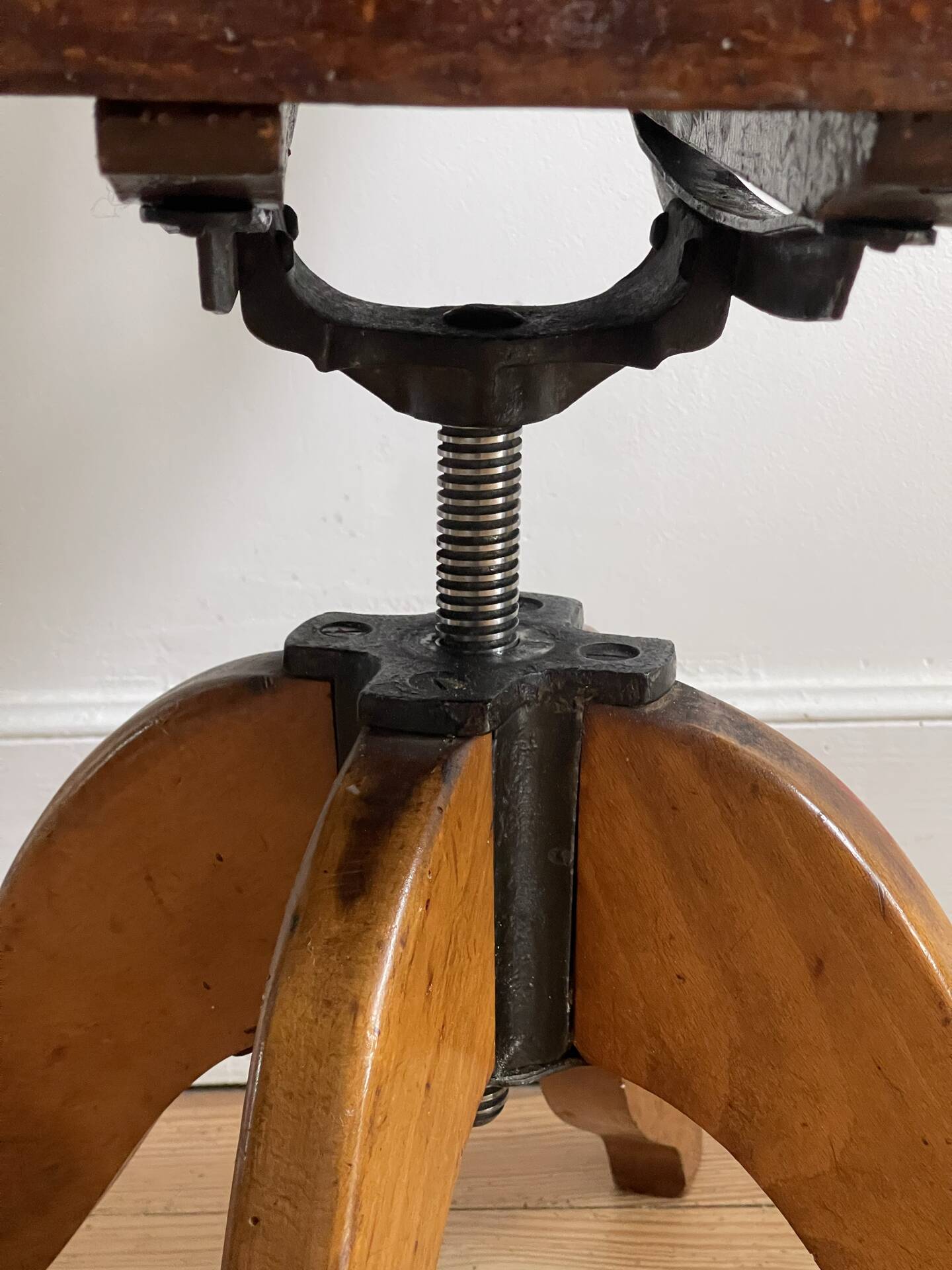 American office chair from the early 20th century.