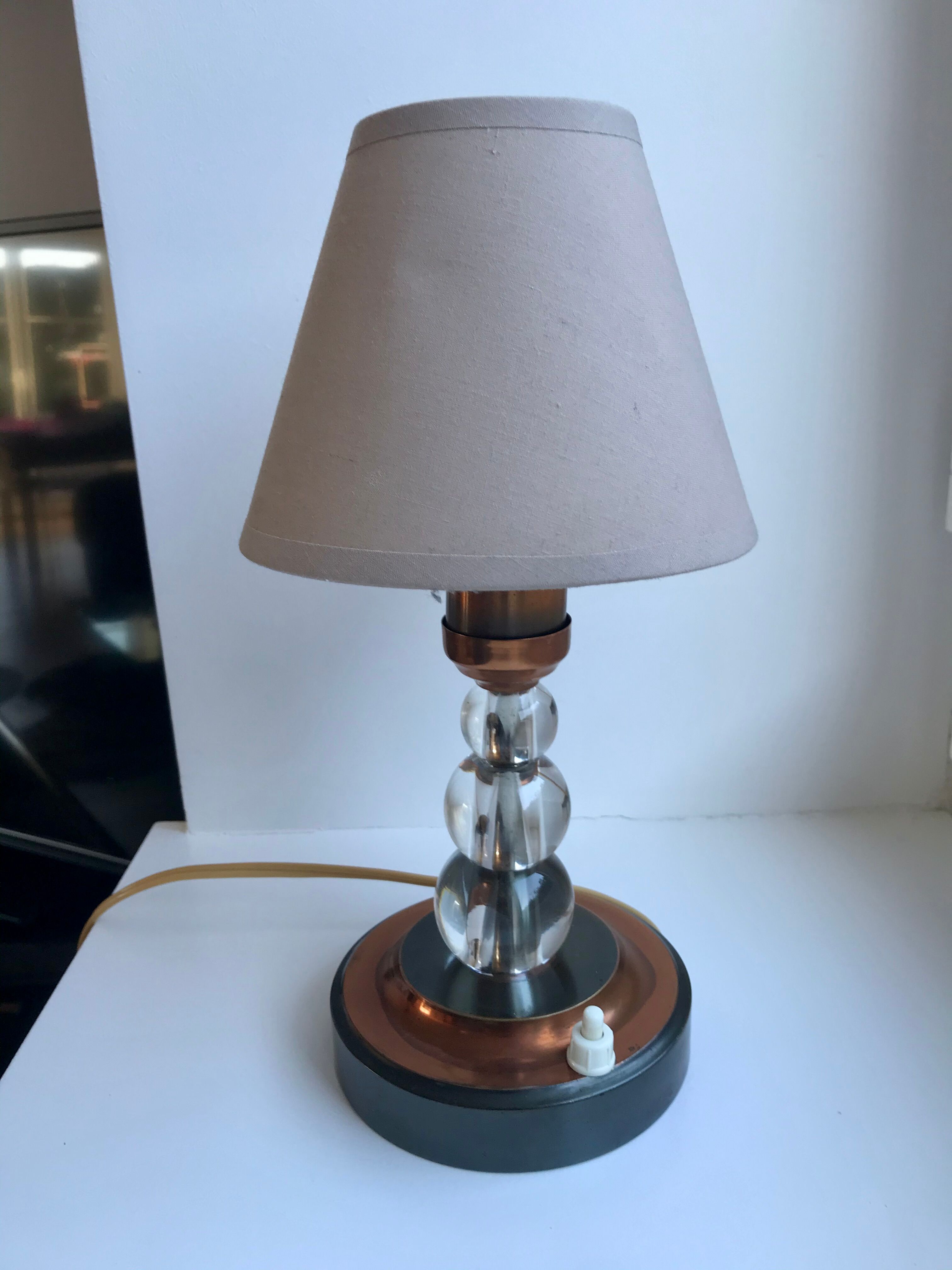 Lampe à poser en cuivre et verre art déco années 30