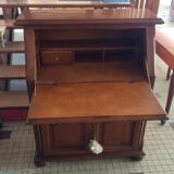 Vertical cherry secretary