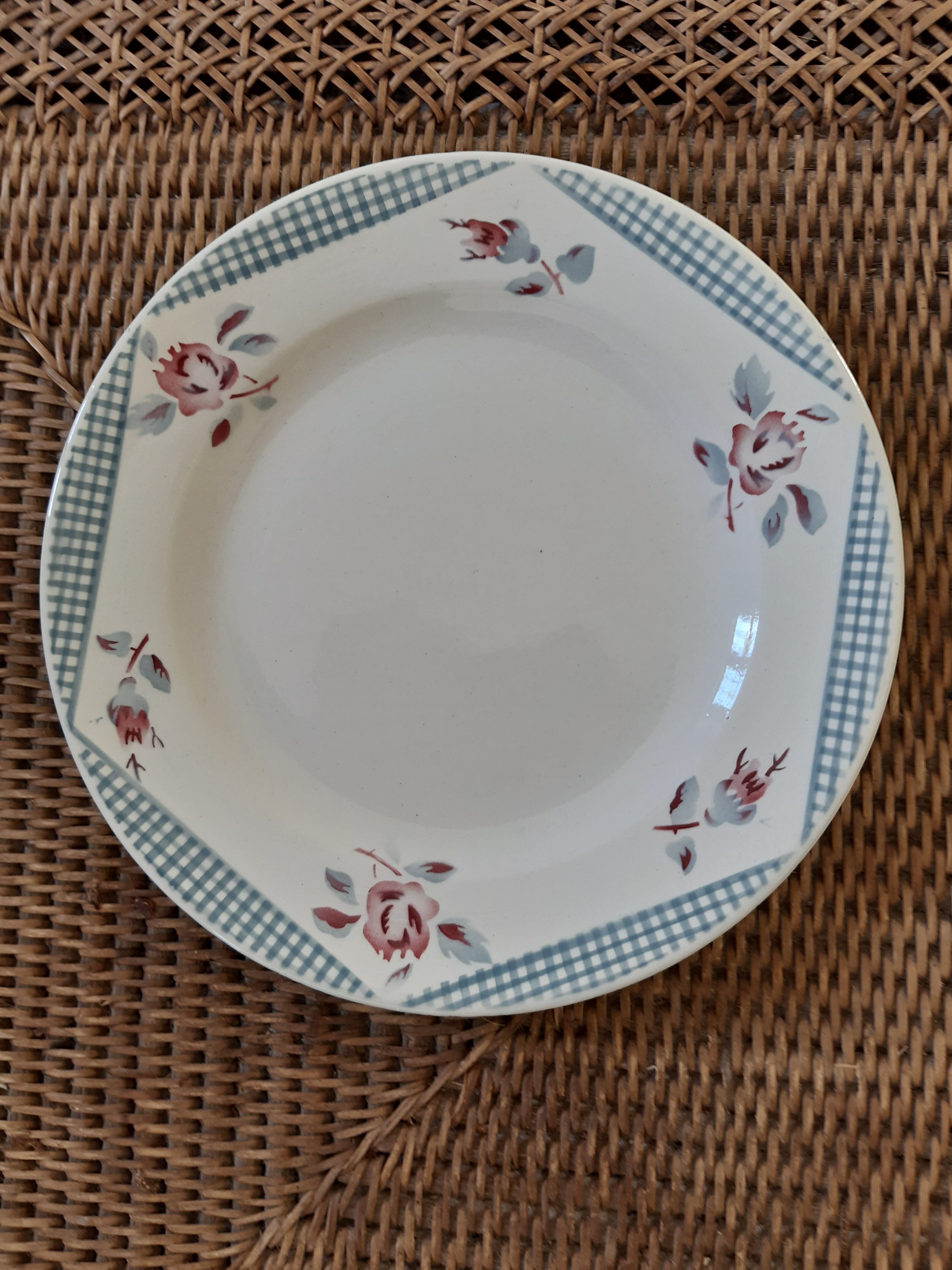 Digoin Sarreguemines plates