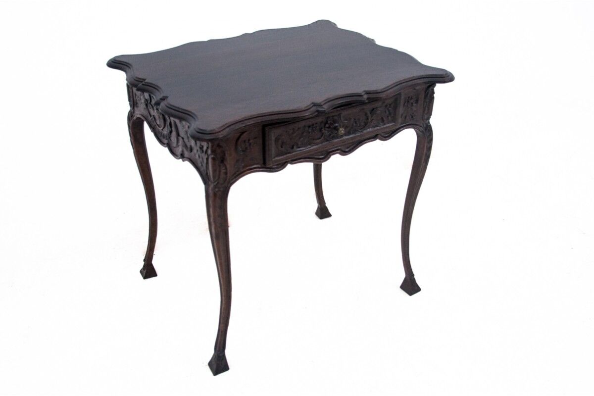 Antique table, Western Europe, late 19th century. After renovation.