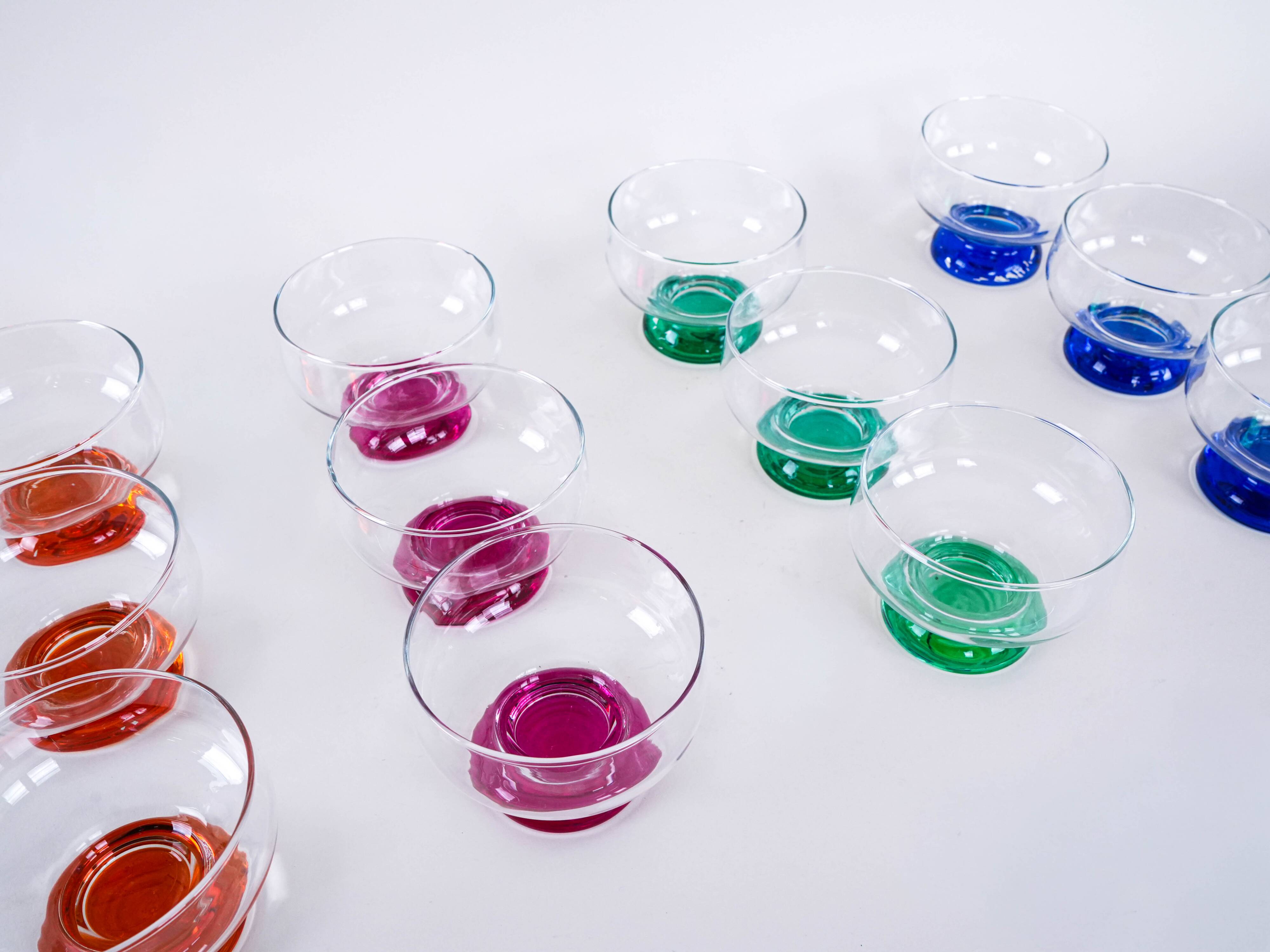 Set of dessert bowls, Italian design, 1970s, made in Italy