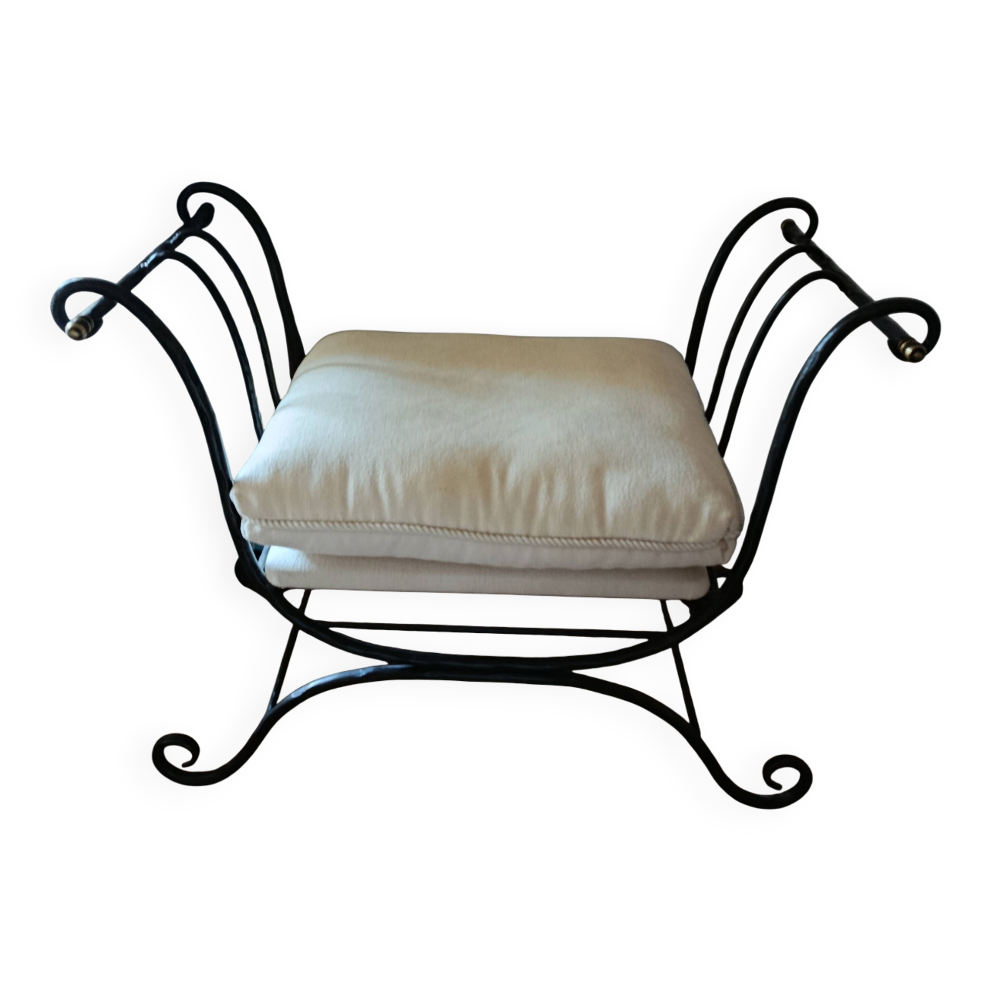 Artistic wrought iron pouf design