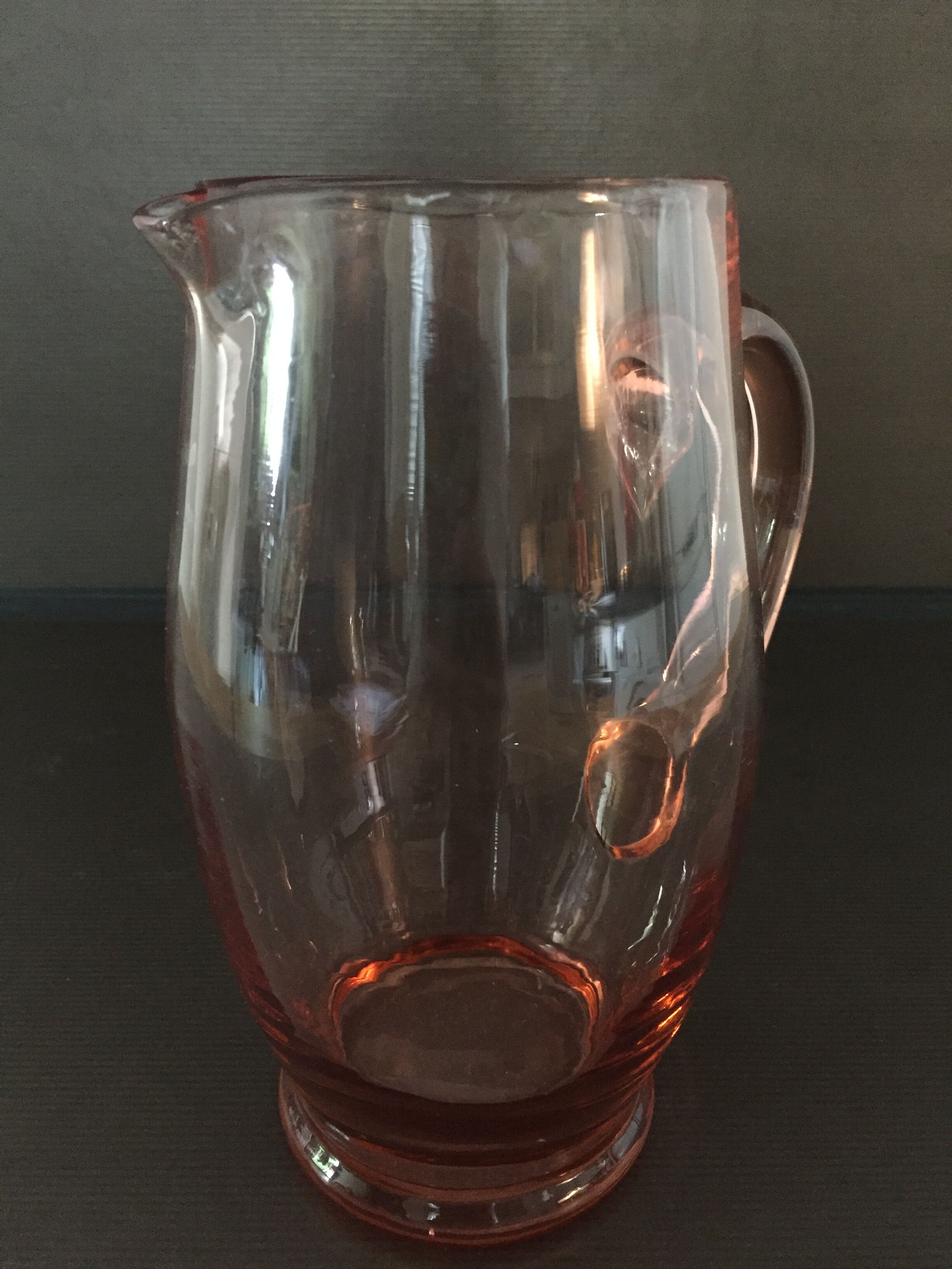 Carafe couleur rosée