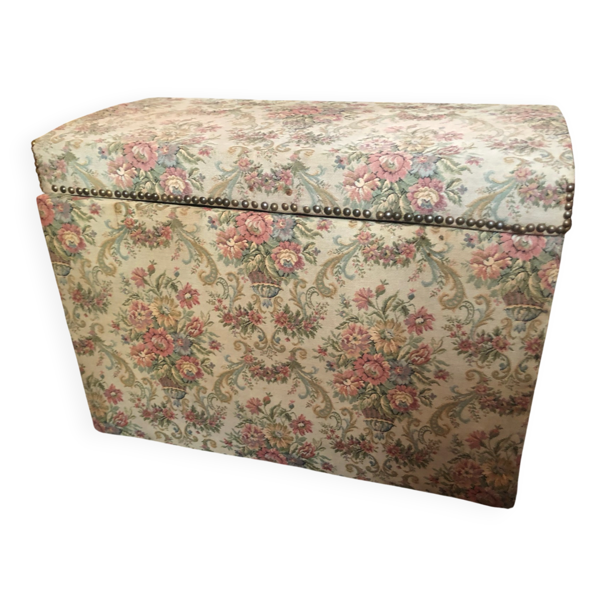 Coffre ancien en tissu