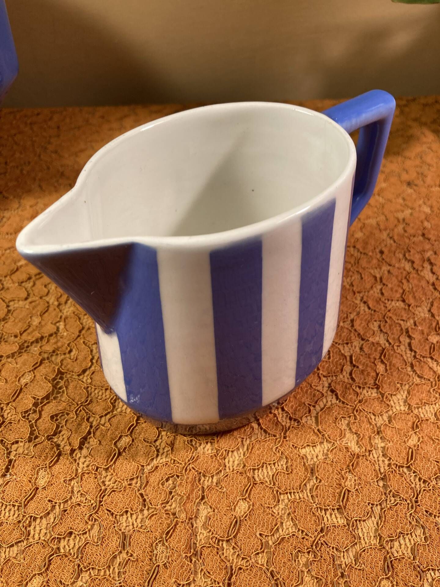 Théière et pot à lait Fox trott Sarreguemines annees 30 collection