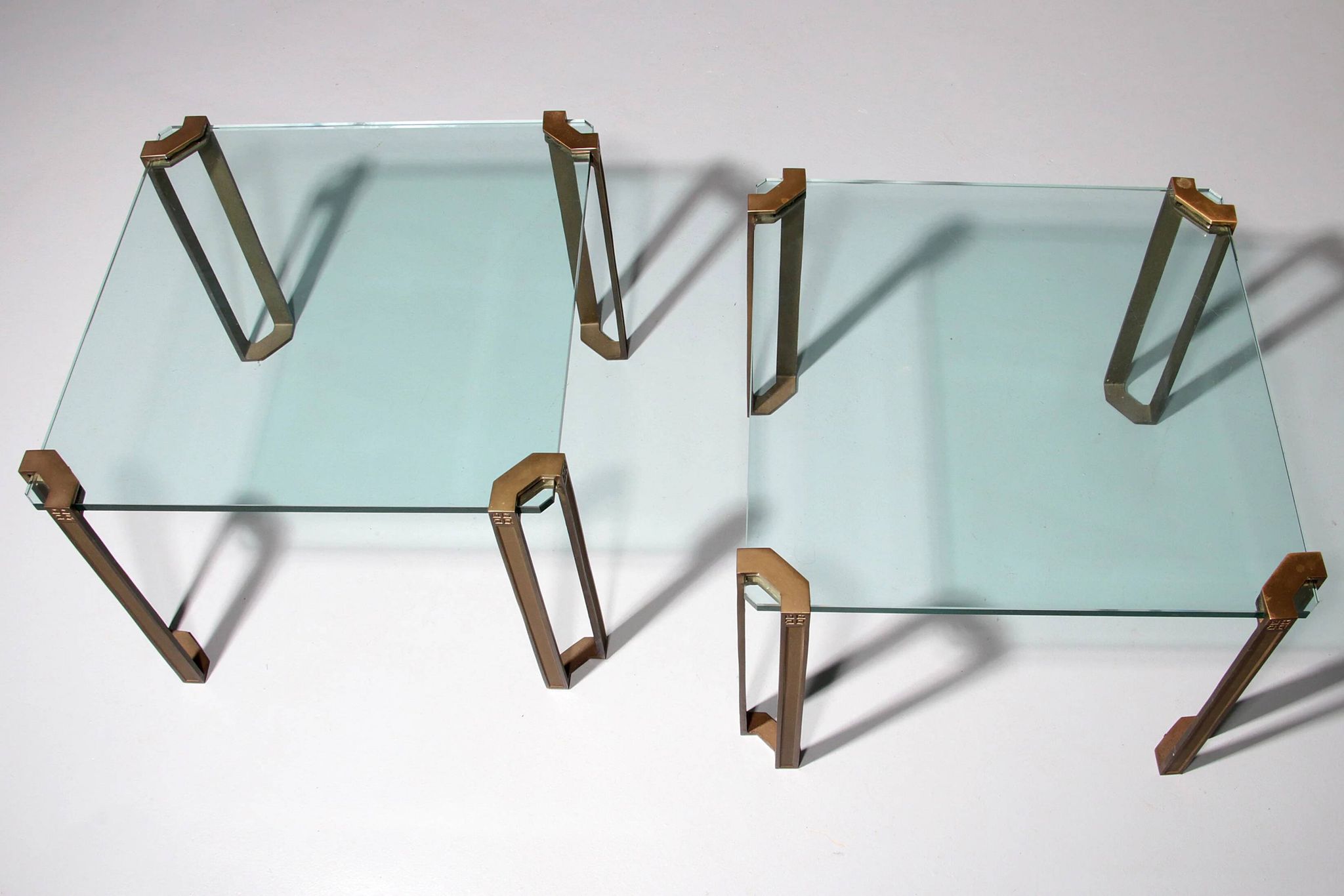 Design intemporel de Peter Ghyczy – Tables d'appoint T24 des années 1970 (60x60x45)