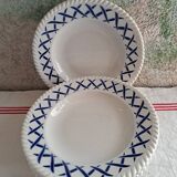 Suite de 8 assiettes creuses au pochoir