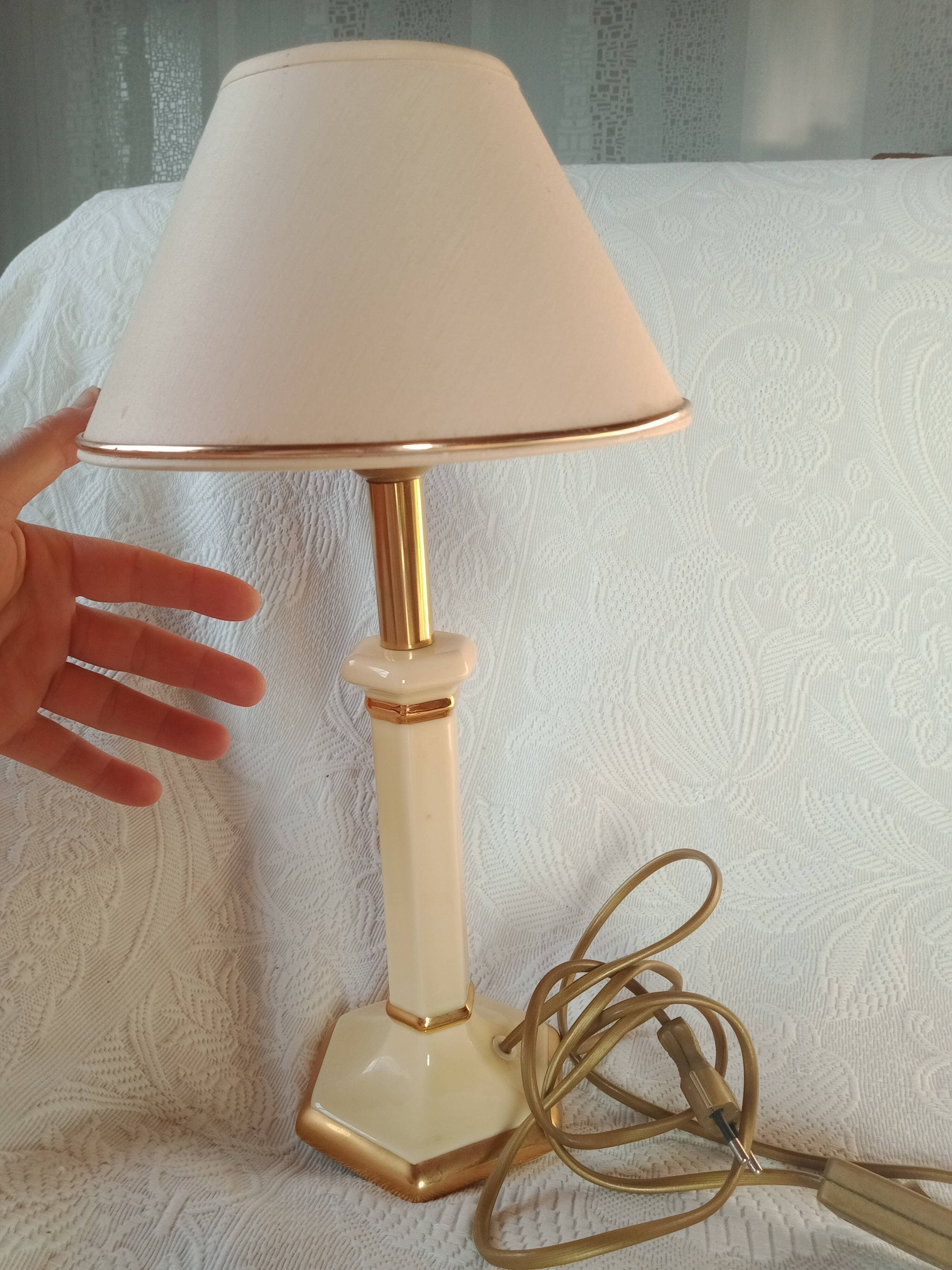 Louis Drimmer - Cream & gilded earthenware table lamp