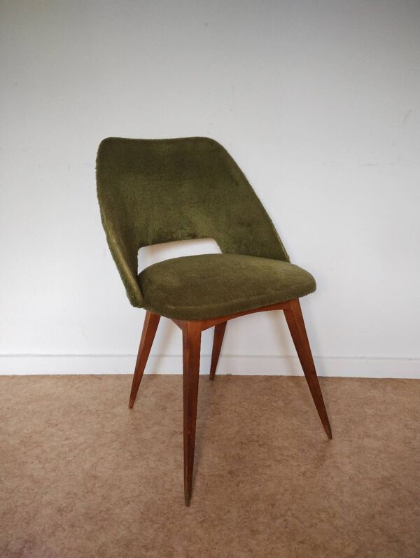 Chaise tonneau moumoute