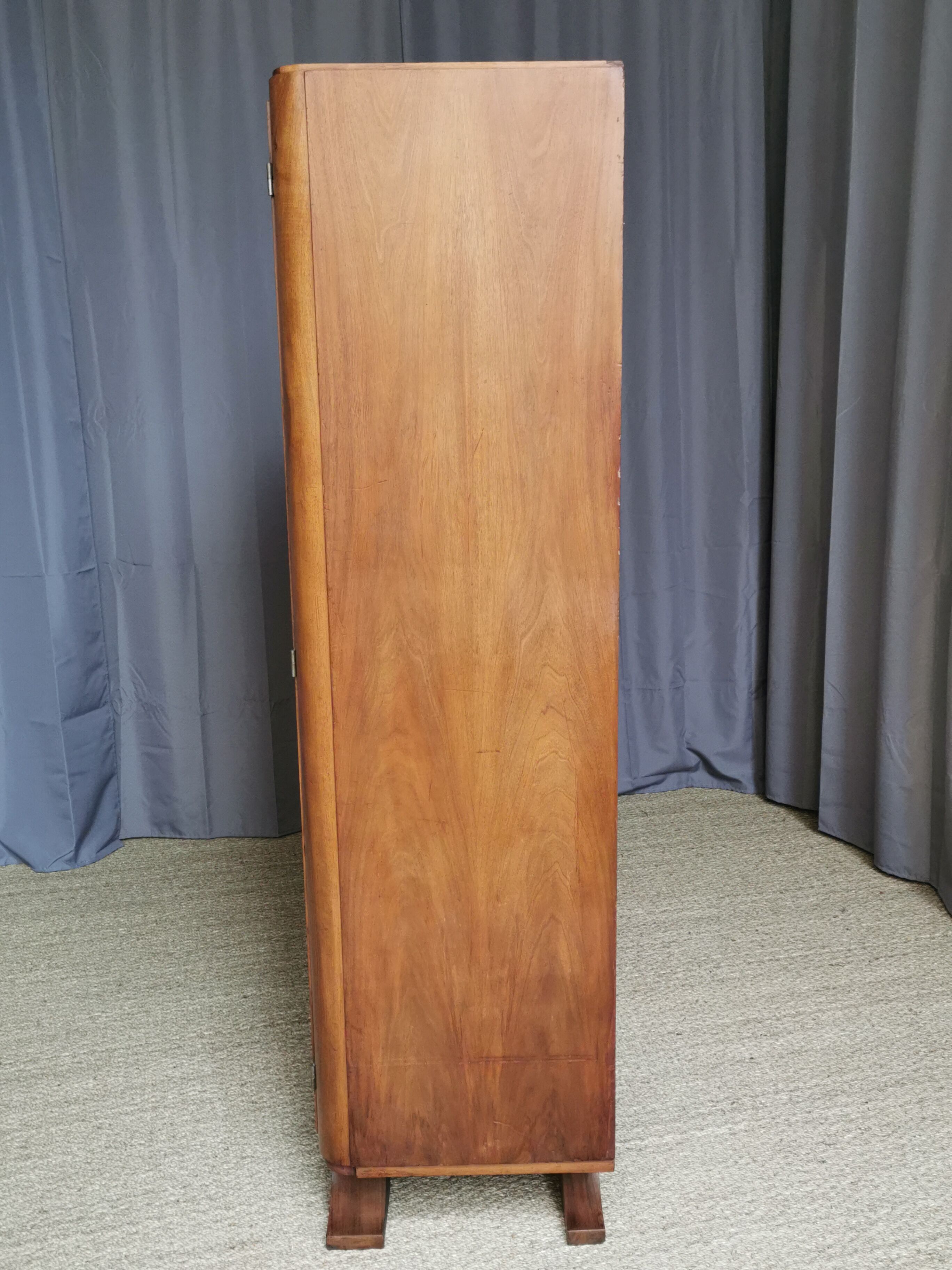 Vintage 50s asymmetrical wardrobe