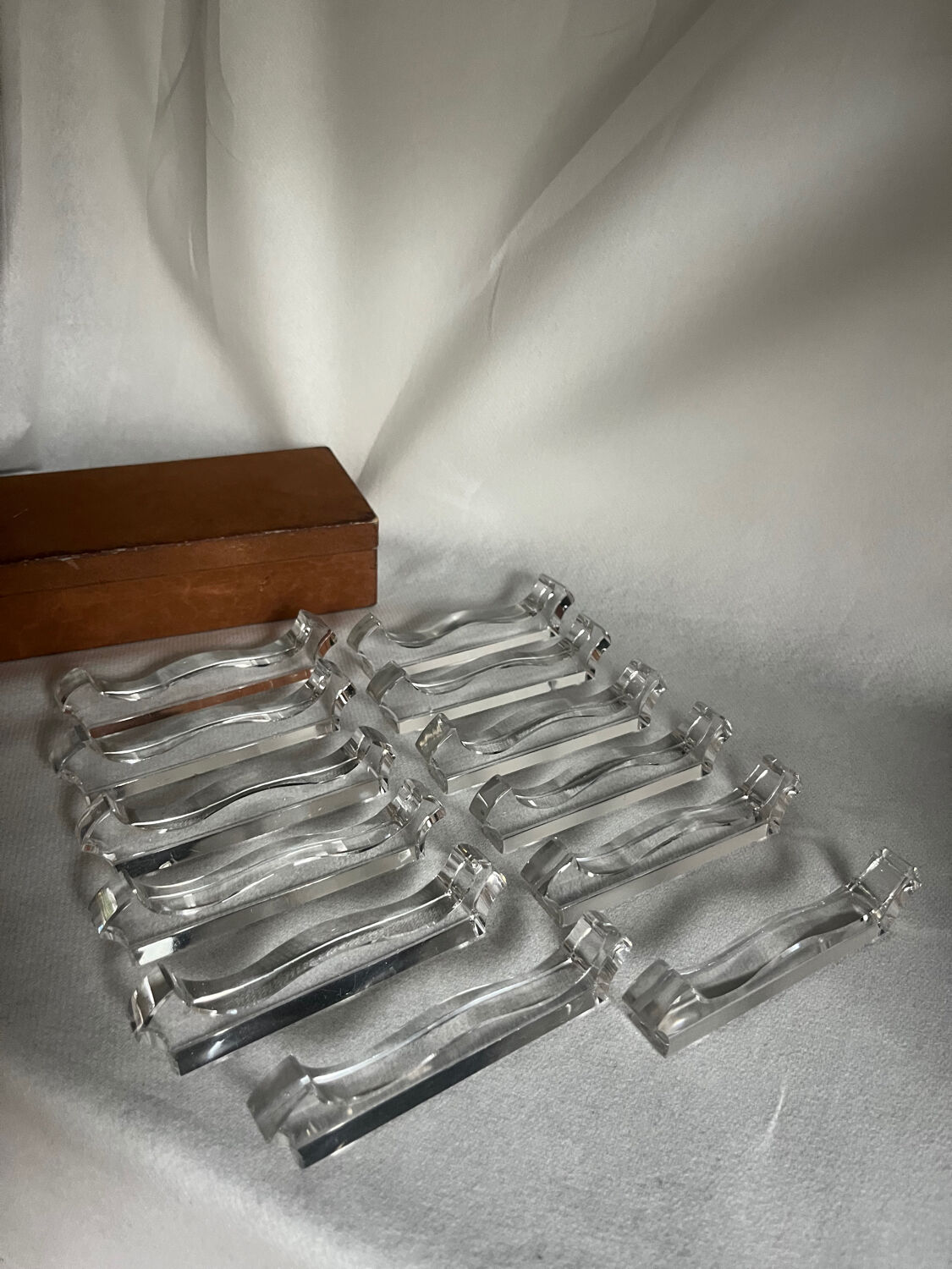 Set of 12 knife rests