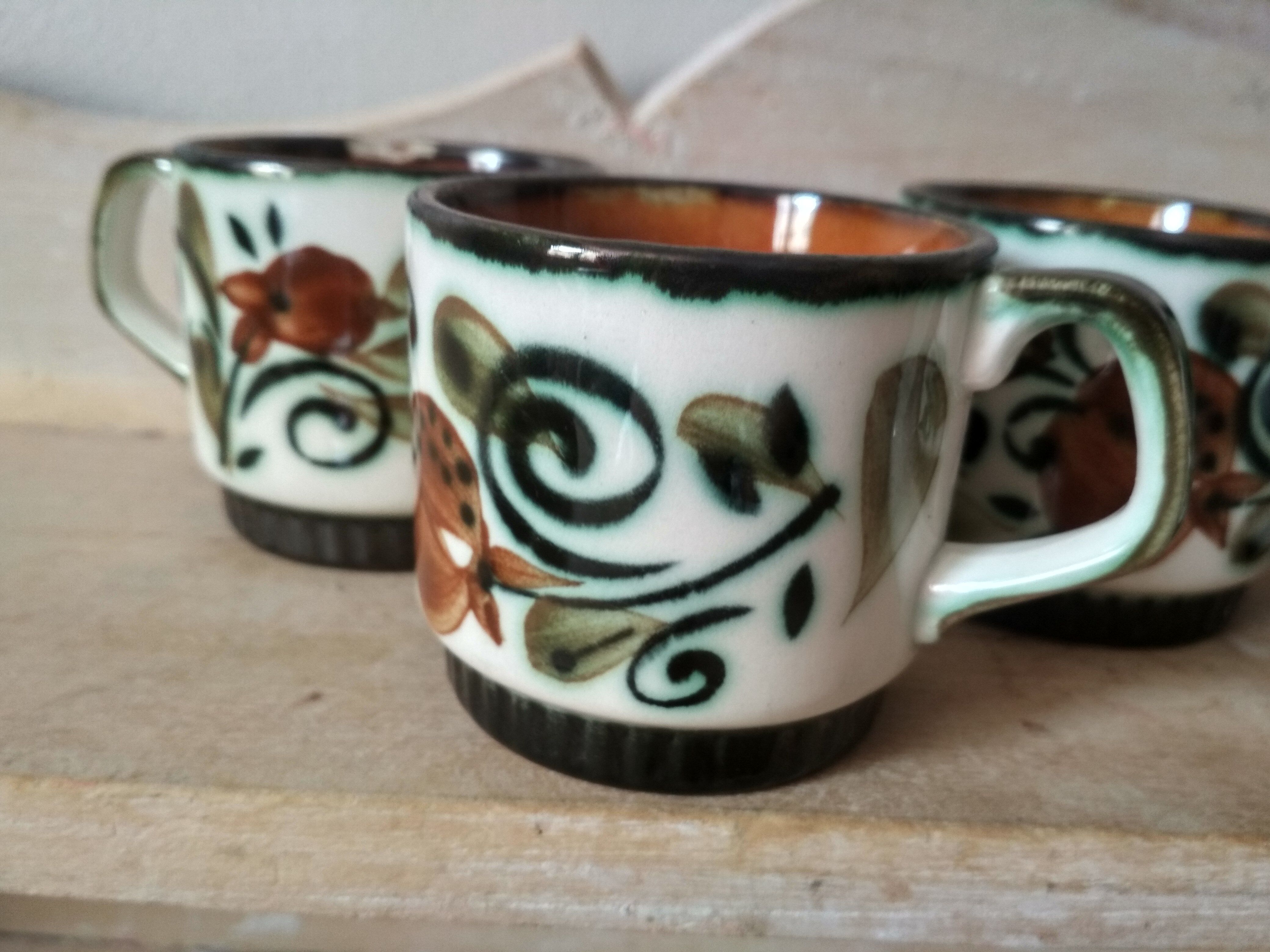 Set of 4 tea or coffee cups, Boch ceramic, Argenteuil series from the 60s