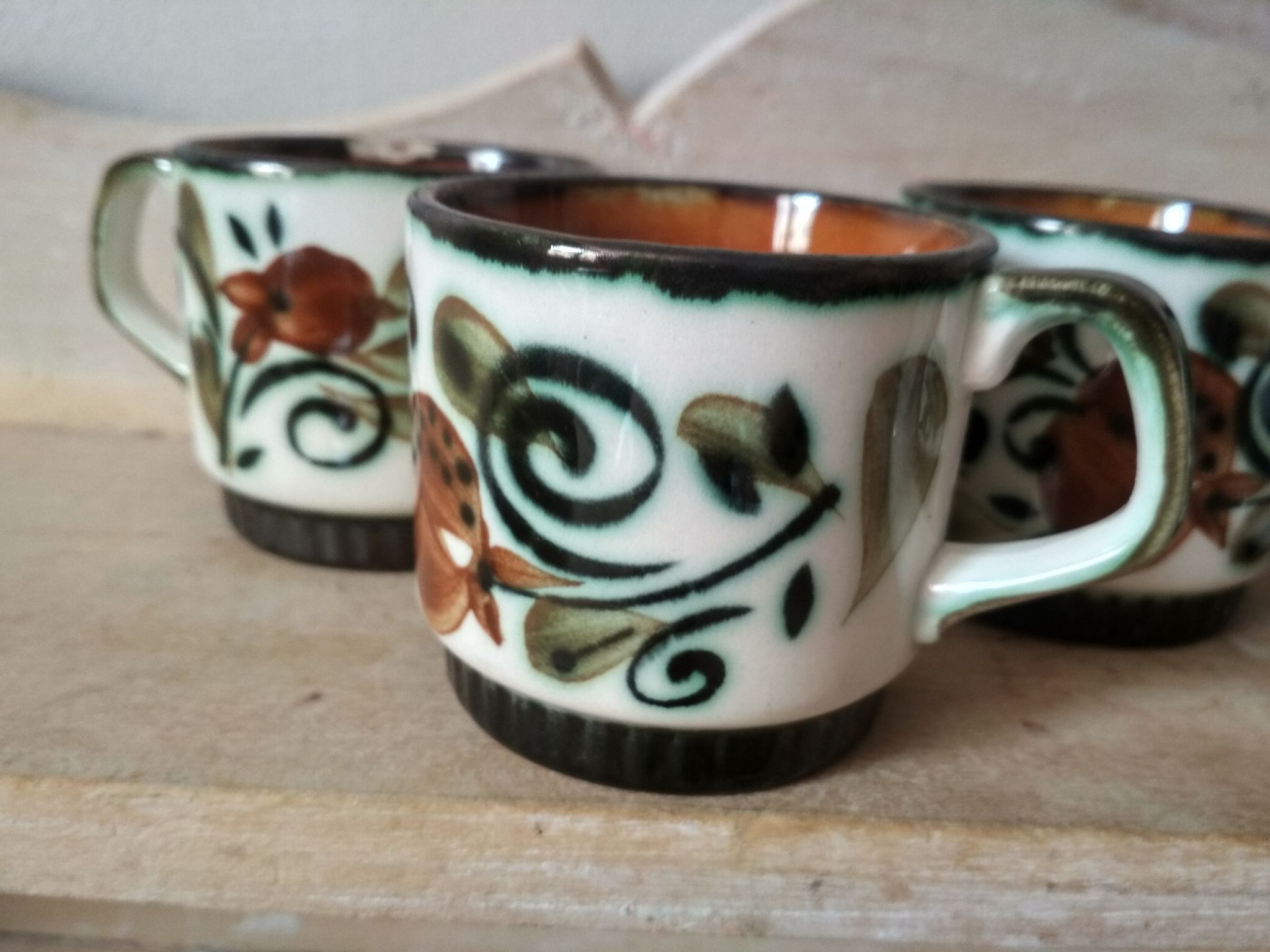 Set of 4 tea or coffee cups, Boch ceramic, Argenteuil series from the 60s