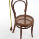 Une chaise cannée Thonet frères