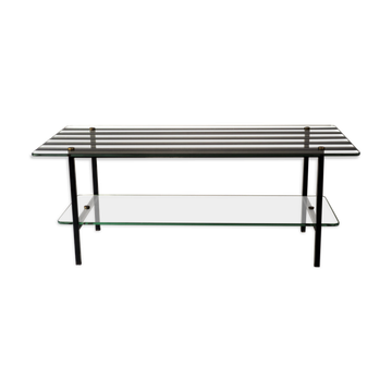 Table basse en verre rainuré et métal
