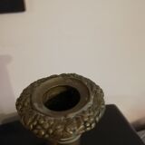 Brass bougeoir with pusher