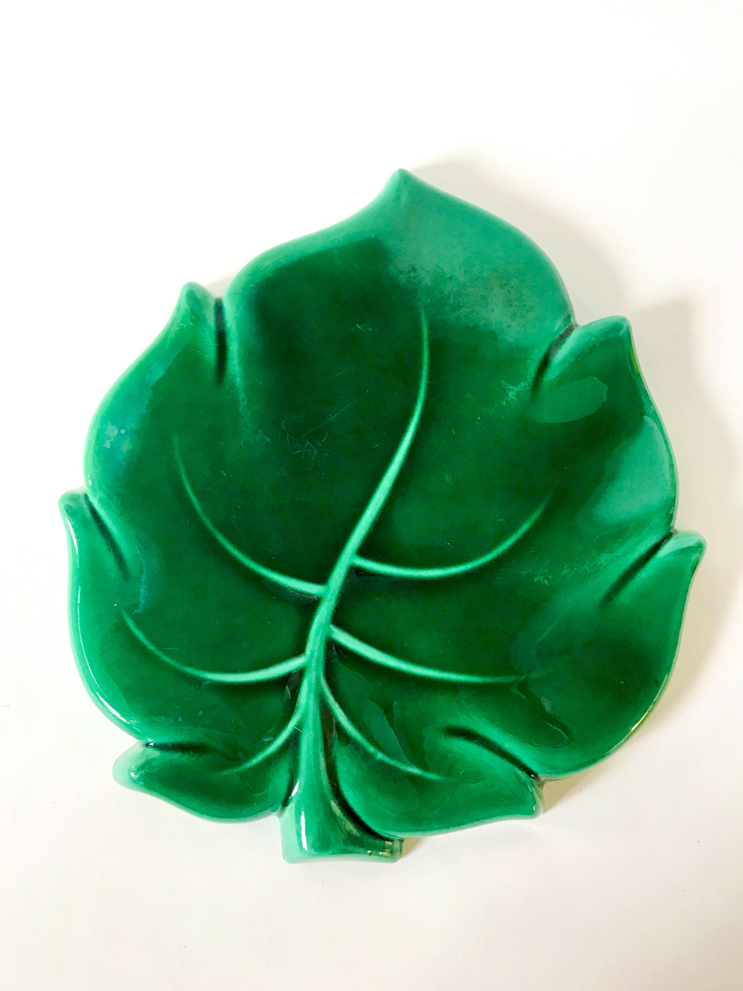 ceramic trivet leaf model Gien 60s