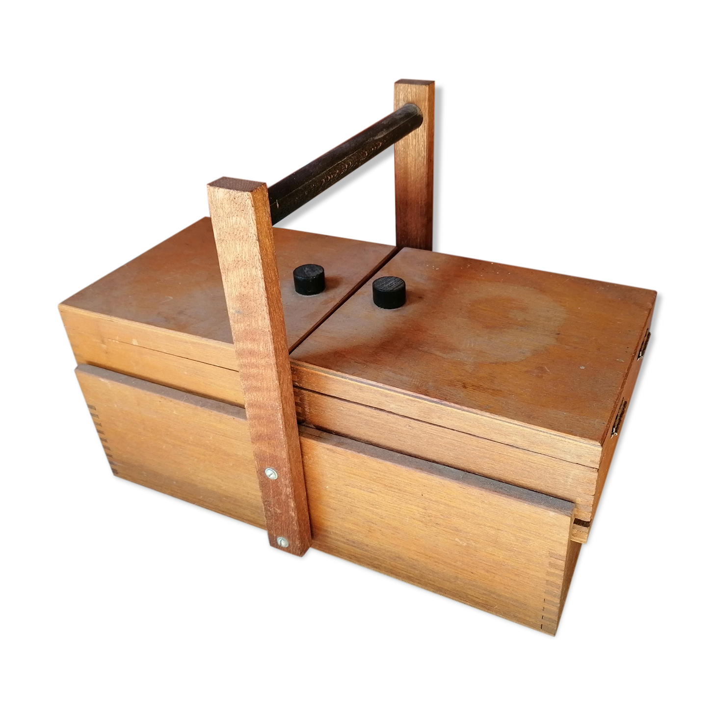 Sewing basket vintage
