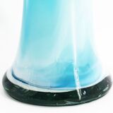 Vase bleu en verre