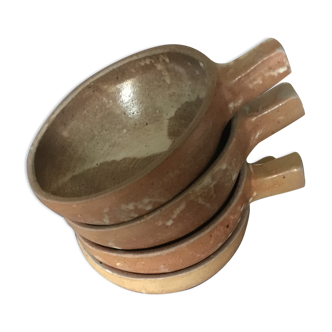 4 enamelled sandstone bowls