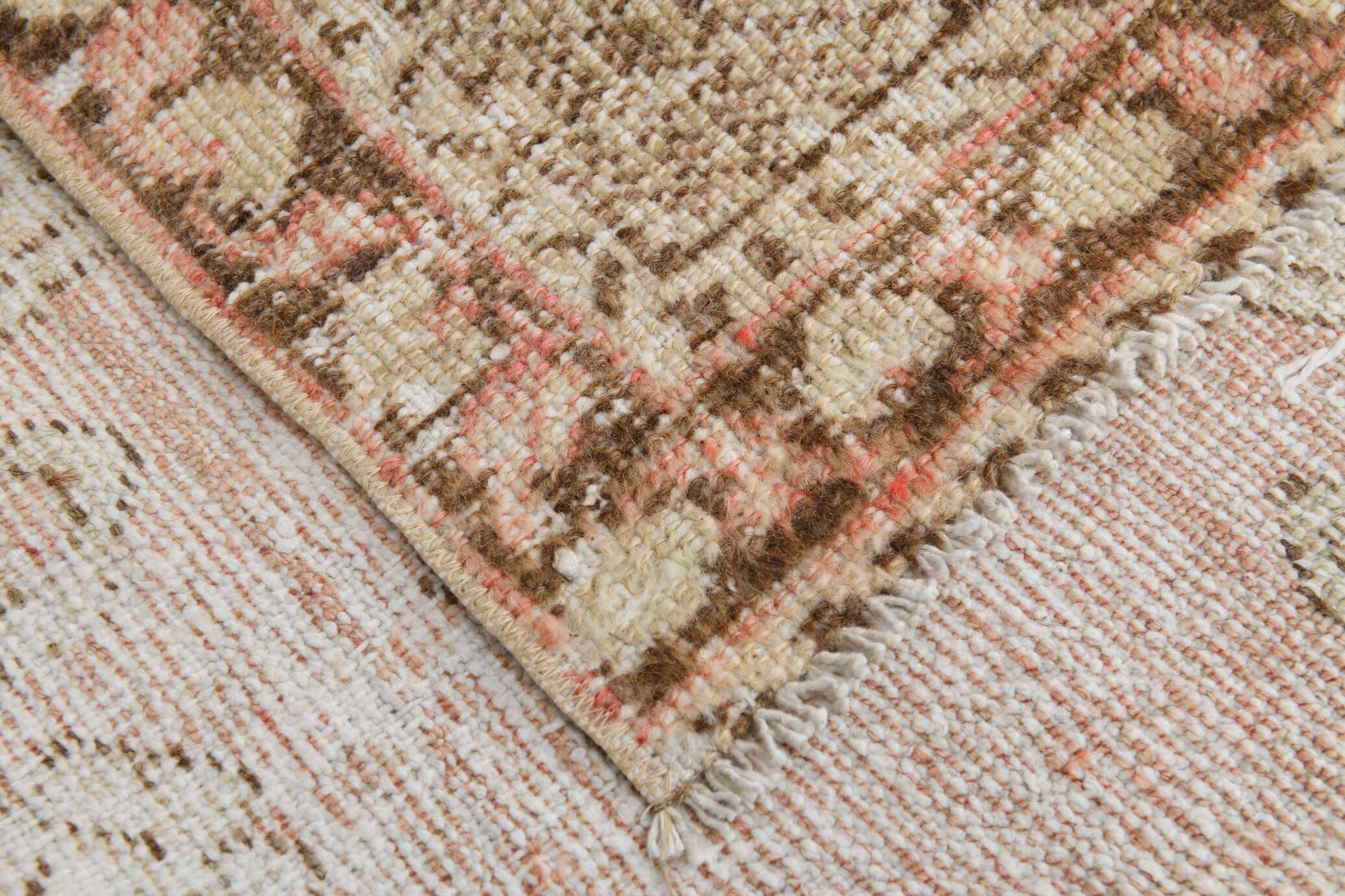 Pale Red & Brown Classic Persian Rug, 124x197Cm