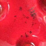 Vase tripode céramique à l'émail rouge vif vintage