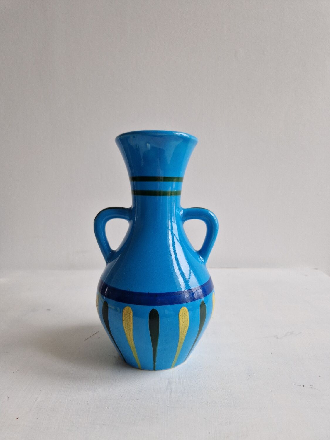 Revernay Vase