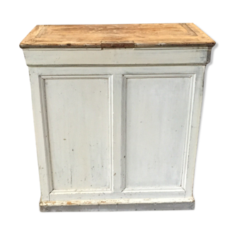 Cash counter