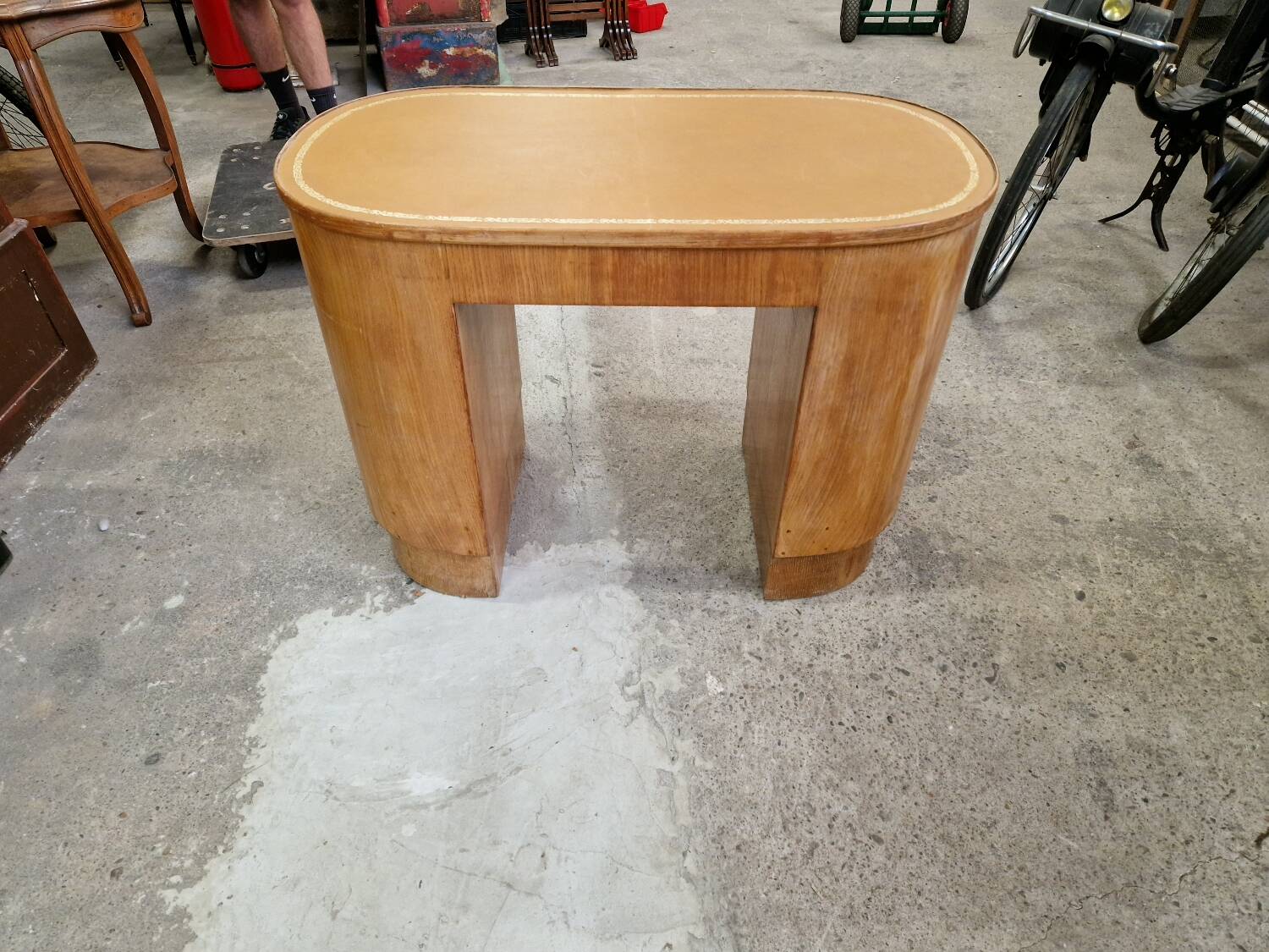 Bureau rognon