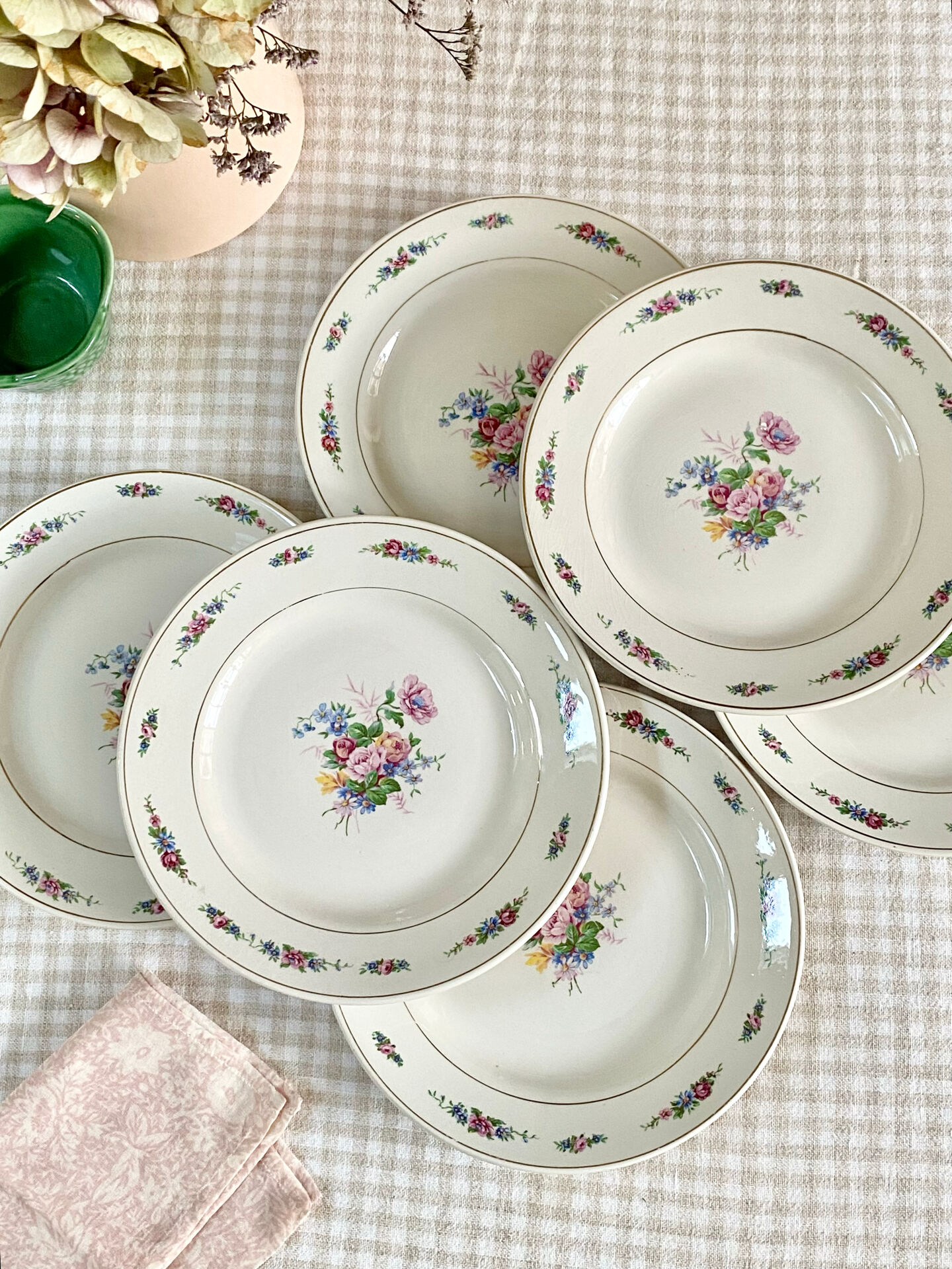 Dessert plates