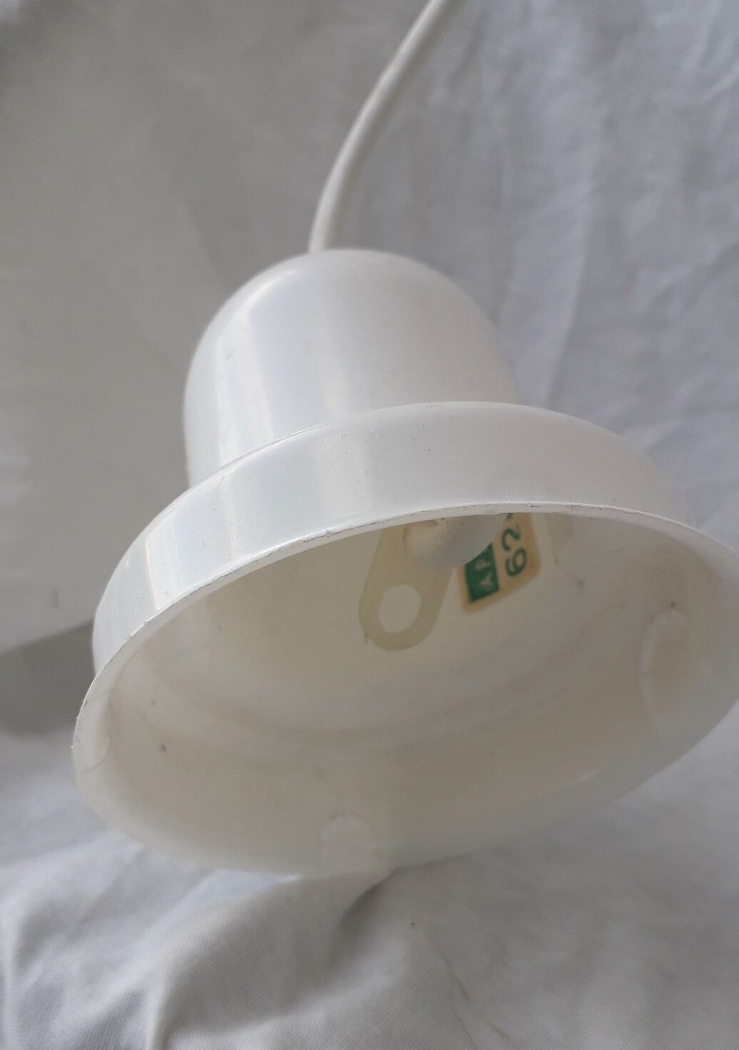 Suspension en opaline blanche Lita