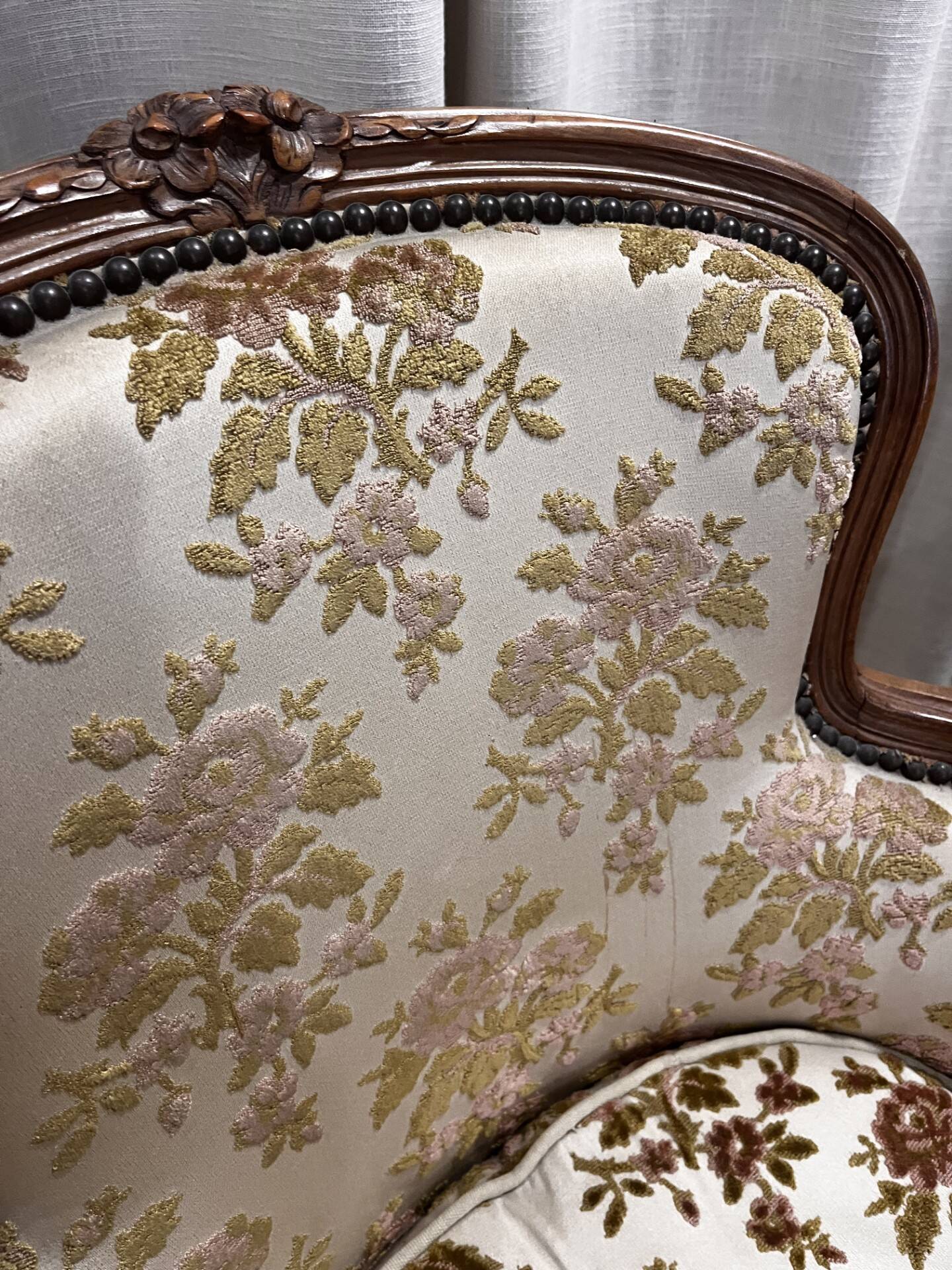 Pair of shepherdesses