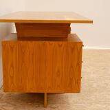 Immense bureau tchécoslovaque entièrement rénové, années 1970, Europe centrale