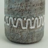 East german 1960s vase heissner keramik model v/32 relief pattern