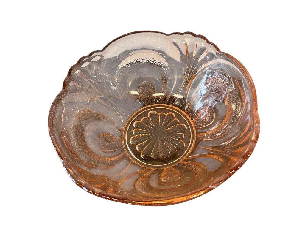Vase art déco vintage en verre rose saumon